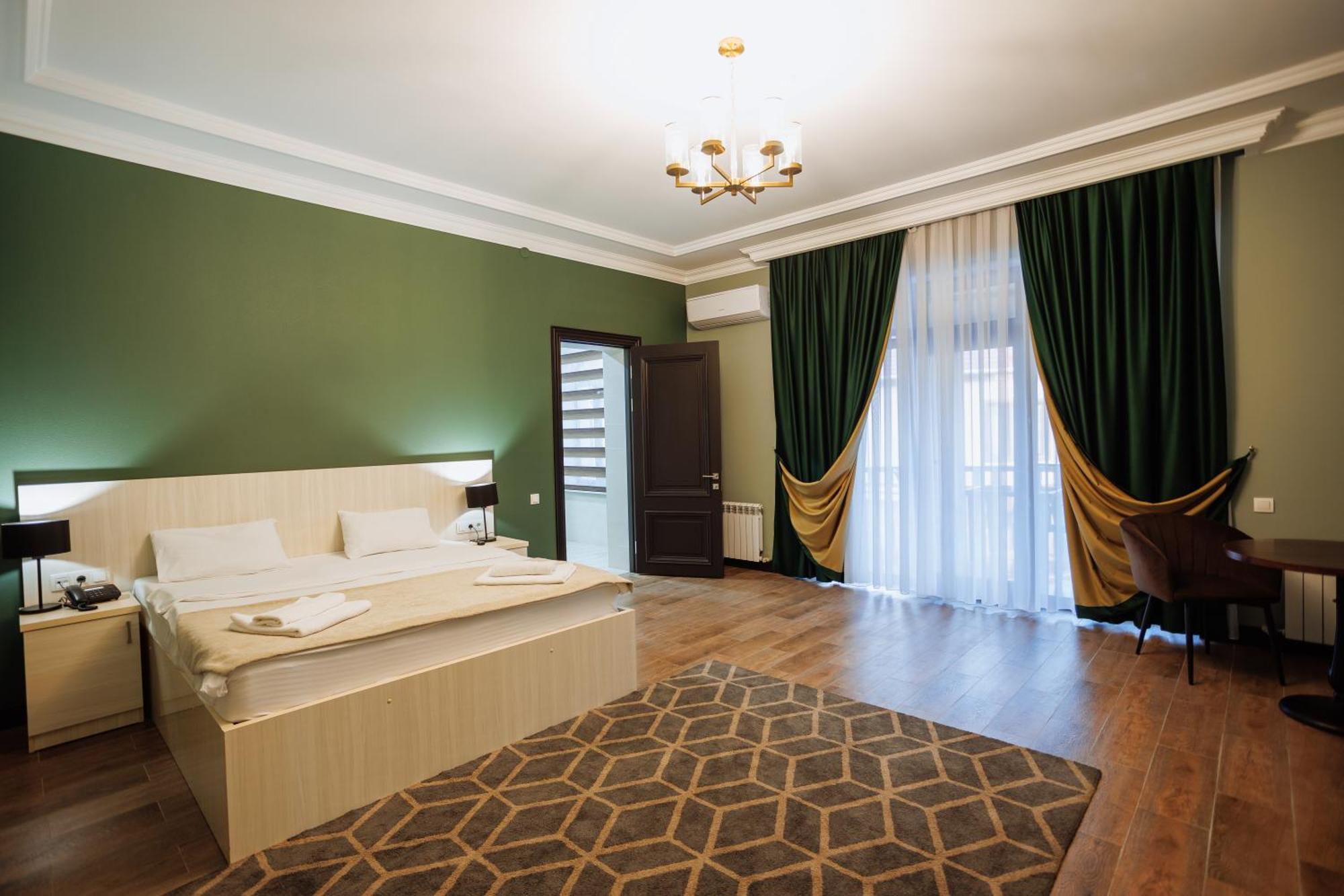 Edem Hotel Шымкент Экстерьер фото